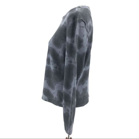 RDI Women Waffle Knit Crew Neck Pullover Top Size Medium Gray Camo/Tie Dye NWT - Picture 3 of 5